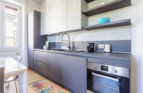 Porta Romana Apartment | Piazzale Lodi - Two Bedroom Apartment, Sleeps 5