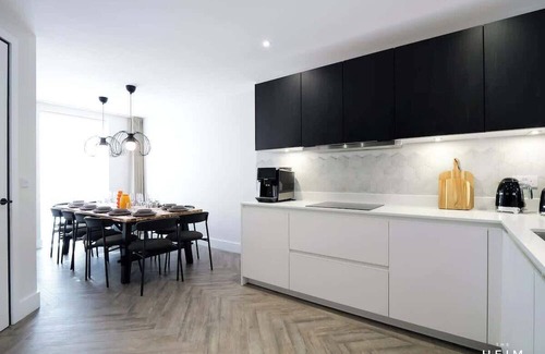 Salford House | Eden at The Heim Residences