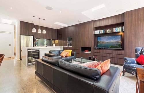 Balmain House | Stylish Cottage Retreat