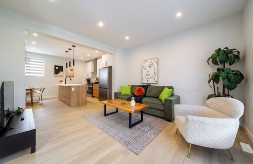 West Edmonton House | HotCozyPrivate4bed3.5bathHouseCloseToWEM