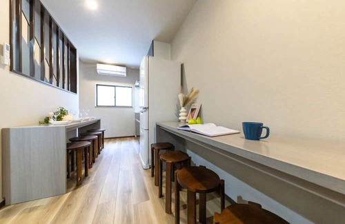 Minami House | June Open! Fresh Seafood at Kuromon & Walk Namba