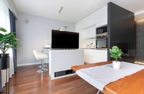 Zaspa Apartment | Chrobrego 38A | Gdańsk | Blue Apartment | Parking & Garden