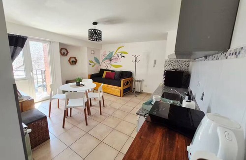 Centro Apartment | Warm and bright apartment in the center of town