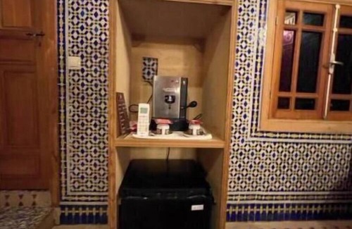 Talaa Apartment | Riad Al Fassia Palace Basic Triple Room with Shared Bathroom