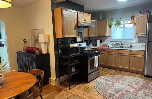 Grand Rapids House | Emjay's Place