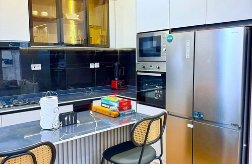 Ofin Apartment | BRIS-HILS THORE