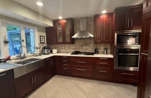Fairfax Bed & Breakfast | Cozy bed & breakfast in delightful Fairfax with AC