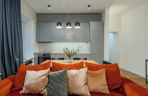 Old Town Apartment | Domillion New City Hall Duplex D11C for 12 ppl!