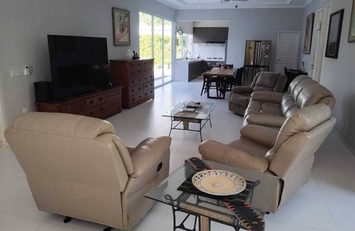 Sanur Kauh Villa | 3BR Villa with Garden & Pool, Walking Distance to Mertasari Beach Sanur