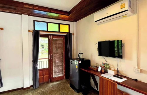 Si Racha House | Bang Phra Resort Near Si racha