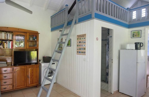Saint-Francois House | Quietly situated gite with water supply.