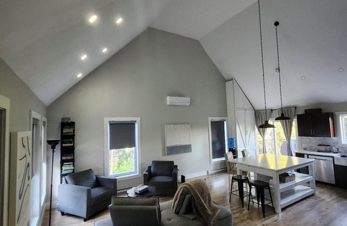 Halifax County House | Lovely Lake Echo