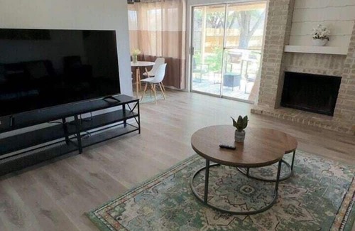 New Territories House | Cozy Haven - Close to Everything