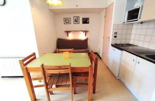 Reallon Apartment | Relais Residence - Friendly apartment welcoming 6 people in Réallon