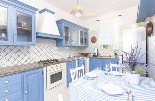 Priora Villa | Modern and spacious villa in Sorrento