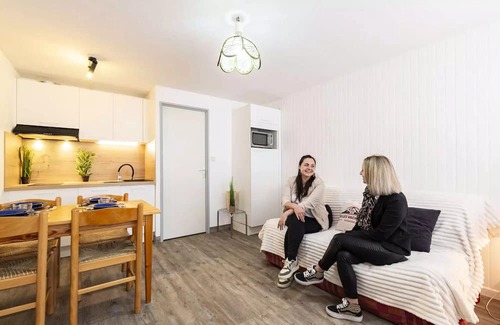 Saint-Lary-Soulan Apartment | Studio near center and cable car Free WiFi