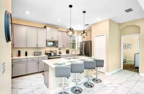 Kissimmee House | Super Neat - Private Pool Hot Tub - Sleeps 17