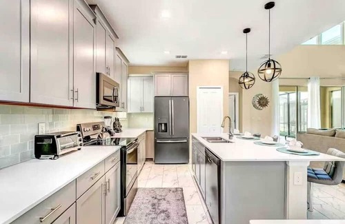 Kissimmee House | Super Neat - Private Pool Hot Tub - Sleeps 17
