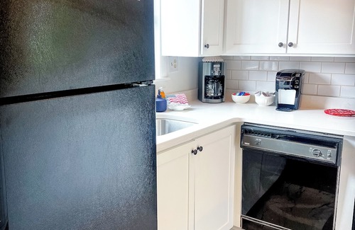 Pinehurst Condo | Cozy 2 Bed 2-Bath ~ Sleeps 9 ~ Walk to Pinehurst Resort ~ Deck ~ Fast Wifi