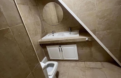 Clydach House | 4 Rooms, Private Parking