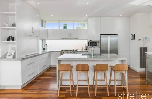 Glen Iris House | Modern Towhouse 4 Bedrooms