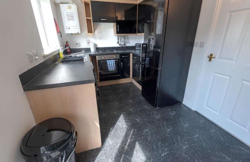 Stockton-on-Tees House | Stockton home with 3 bedrooms and 2.5 bathrooms