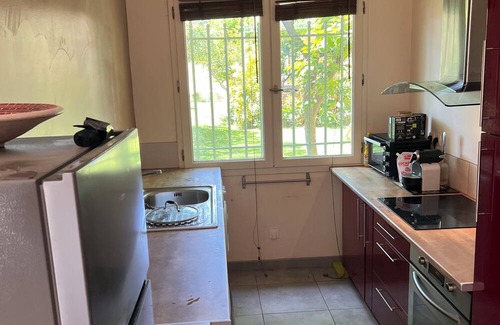 Saint-Just Apartment | Garden apartment in petite camargue