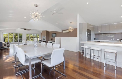 Merrijig House | Eagles Nest - Merrijig - Sleeps 10