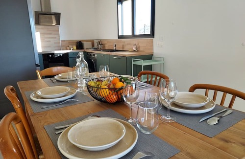 Peyrins House | Gîte for 6 people, 3 bedrooms, quiet location, 1h1