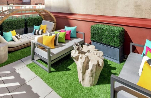 Garment District House | Trendy Terrace Suite with Comfort, Style, and Beautiful Outdoor Views in Midtown