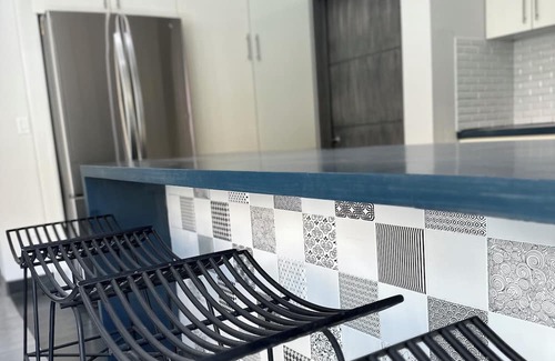 La Salina House | 2-bedroom estate in La Salina, Ensenada with Pool, WiFi, AC. Relax and enjoy