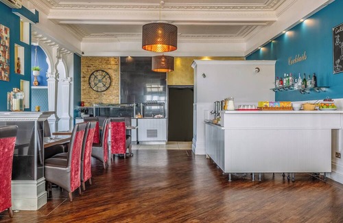 Westcliff-on-Sea House | Relax by the Sea! Comfortable Stay with Beach Access & Ocean Views in Westcliff