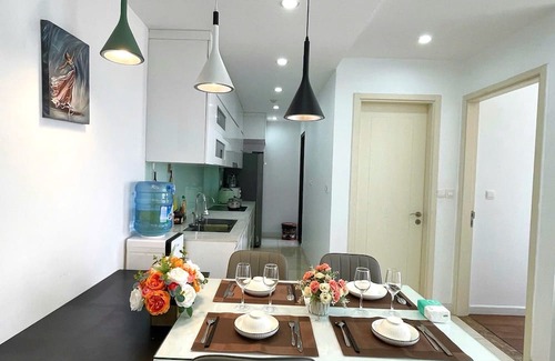 Trung Hoa Nhan Chinh Apartment | Căn hộ 2 phòng ngủ, 2 phòng tắm, tiện nghi - Vinhomes D'Capitale