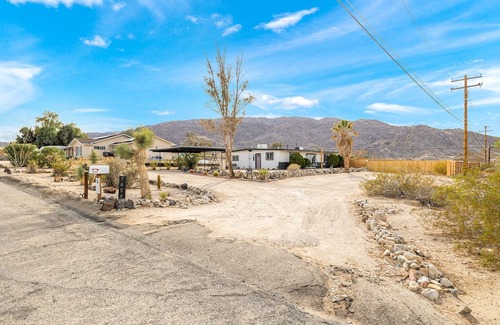 Twentynine Palms House | North Star 29 Star Gazing Desert Retreat SPA