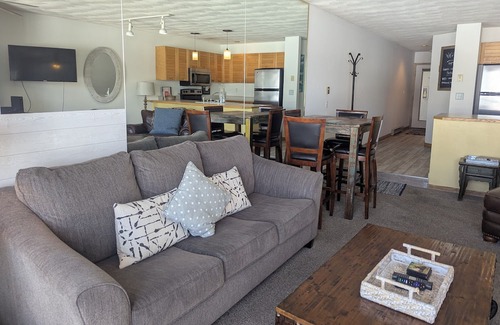 Dillon House | Beautiful Dillon Bay