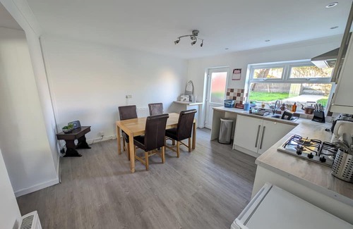 Merthyr Tydfil Cottage | Erin's Cottage in Merthyr Tydfil