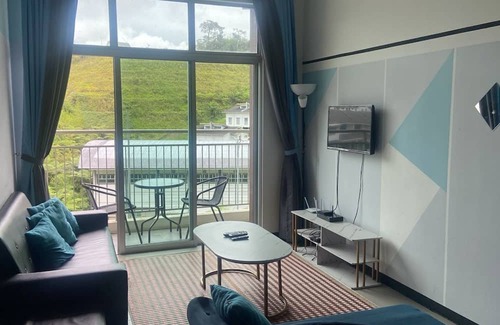 Tanah Rata Apartment | Charming 2-bedroom apartment in wonderful Brinchang with WiFi