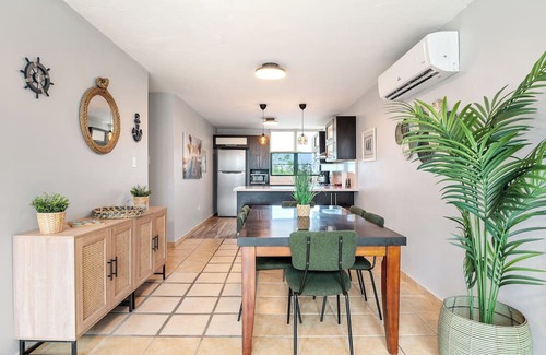 Mediania Alta Apartment | Aquatika Beach Resort Penthouse 4803