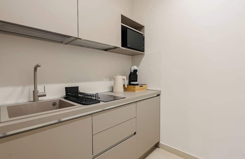 Mazara del Vallo Apartment | amanira Boutique Suites 2, Chill, Sea, and Style in Mazara