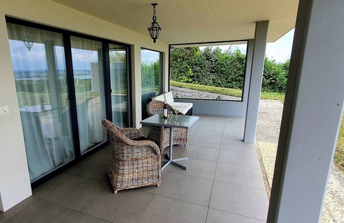 Bellerive Apartment | Charming 1-bedroom apartment in adorable Vully-les-Lacs with WiFi