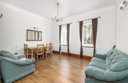 Farr Apartment | Apartment in large country house 3 miles from Inverness.