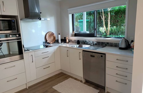 Greenlane - Ellerslie House | Remuera, Auckland - Quiet and Comfy - Home away from Home