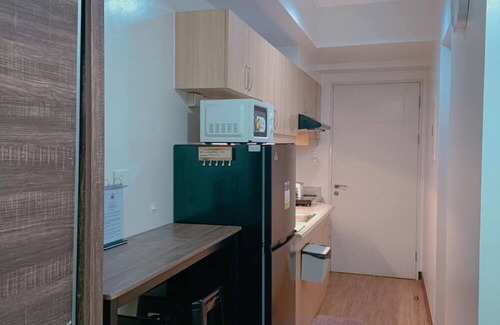 Davao Apartment | 1 Br Verdon Parc Condo with Balcony Unit 509
