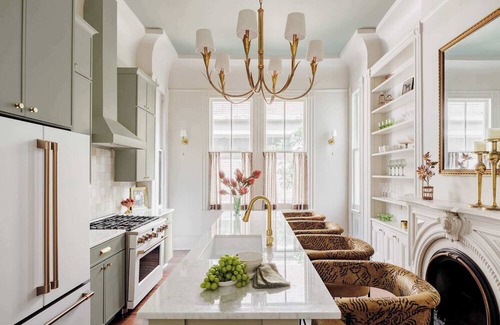 Touro Hotel | Luxury Garden District Retreat With Heated Pool