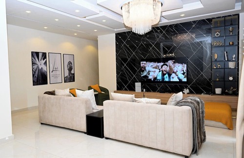 Oshodi-Isolo Apartment | Techsphere Apartment with 2 bedrooms: 10 minutes from the Airport