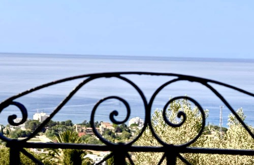 Kyrenia District Villa | Cozy & Historical 700 m2 Garden + Private Isolated Pool+ STONE VILLA