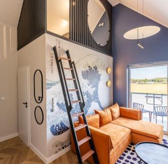 Ustronie Morskie Apartment | Ustronie Sunny Apartment with Mezzanine