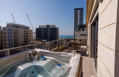 Kerem HaTeimanim Apartment | Daniel Hot Tub By Nimizz