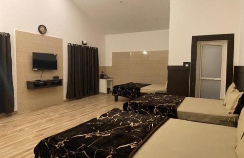 Kodaikanal Bed & Breakfast | RR Holiday Inn