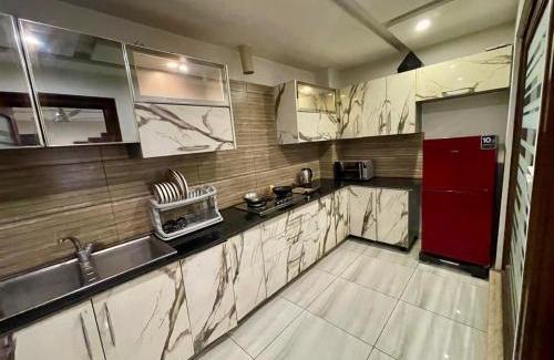 Lahore Apartment | Luxury 2 bedrooms apartment DHA